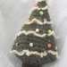 Alberello albero di natale realizzato in lana acrilica con perline e palline di vetro, lurex 