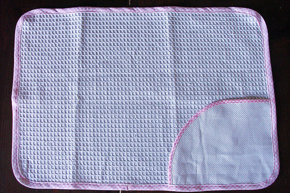 Set Merenda Asilo 3 Pezzi In Cotone Ricamabile - Tovaglietta, Tovagliolo E Busta Porta (Azzurro) - Foto 3