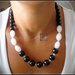 Collana con Perle Nero/Bianco e biconi in cristallo - Stile Classico 