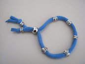 Bracciale in fettuccia tubolare di recupero con distanziatori in metallo nichel free a forma di gufi, regolabile, azzurro