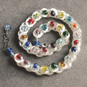 Collana Bimba con bottoni in madreperla e perle colorate  - C.50.2015
