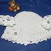 Cappellino e scarpette bambina bianco fatto a mano in lana  ideale per battesimo 