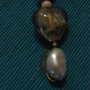 collana composta da murrina , perle di fiume e madreperla.