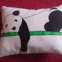 cuscino dipinto "panda"