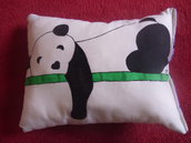 cuscino dipinto "panda"