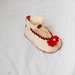 Scarpa hand made (feltro crema) da bambina.DECORAZIONE NATALIZIA.Decorata con passamaneria,nastro,coccarda in raso con perla,bottone.