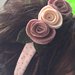 cerchietto per capelli con fiori sul rosa 