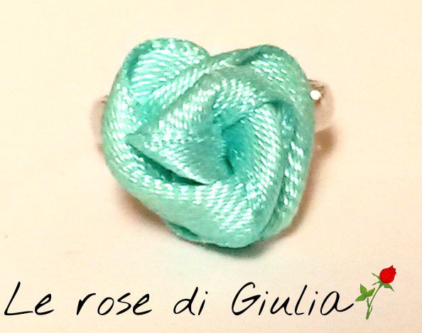 Spilla vintage a forma di fiore inciso in oro r
