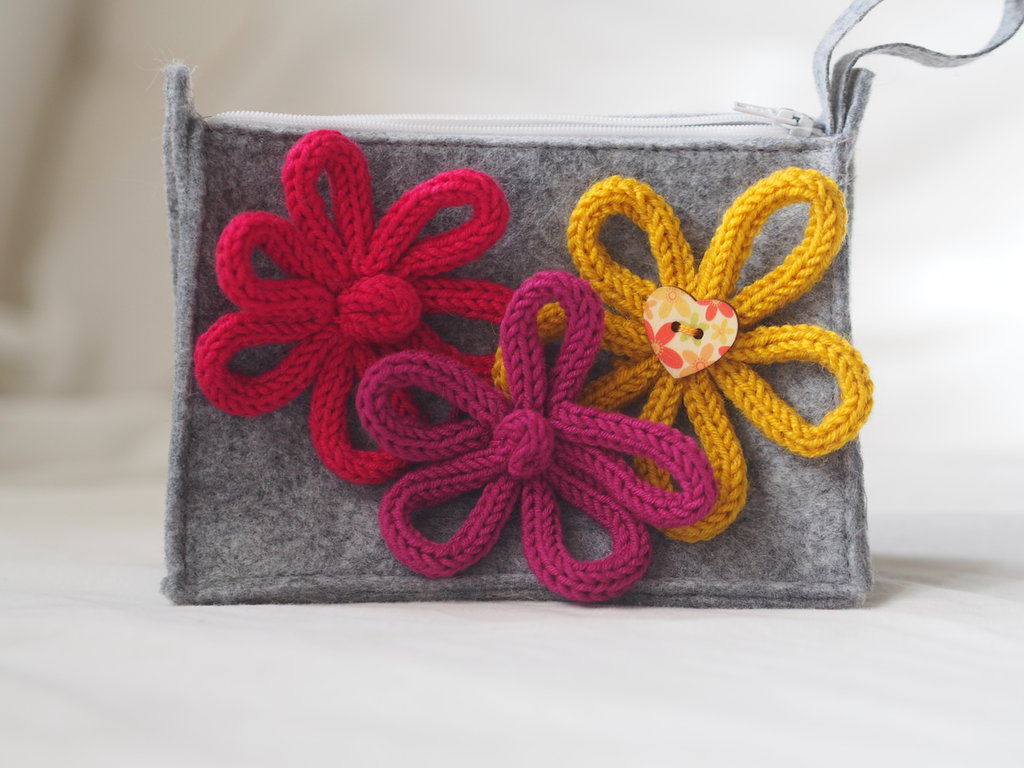 Mini Porta Feltro Con 3 Aghi Per Infeltrimento Lana, Strumento Artigianale Per Ricamo, Impugnatura In Plastica E Metallo, Rosa, 15.5 Cm