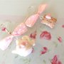 NOVITA' - idea regalo - stile shabby chic - fimo -PAIO ORECCHINI con TEIERA BIANCA  e BISCOTTINO Classico   - 