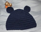 Cappellino coniglietto  blu in  lana realizzato ad uncinetto neonato