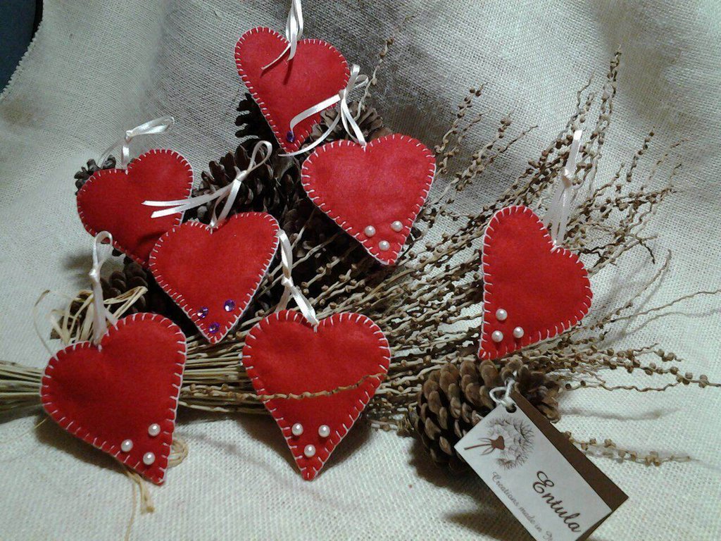 Decorazioni Di Natale In Feltro 5 decorazioni in feltro natalizie- cuori albero di Natale - Varieta