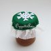 Coprivasetto in feltro verde con tulle e fiocchi di neve per decorare le marmellate regalate per Natale!