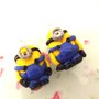 NOVITA - IDEA REGALO - Fimo - JUST  MINIONS - PAIO ORECCHINI minions arrabbiato e stupito 