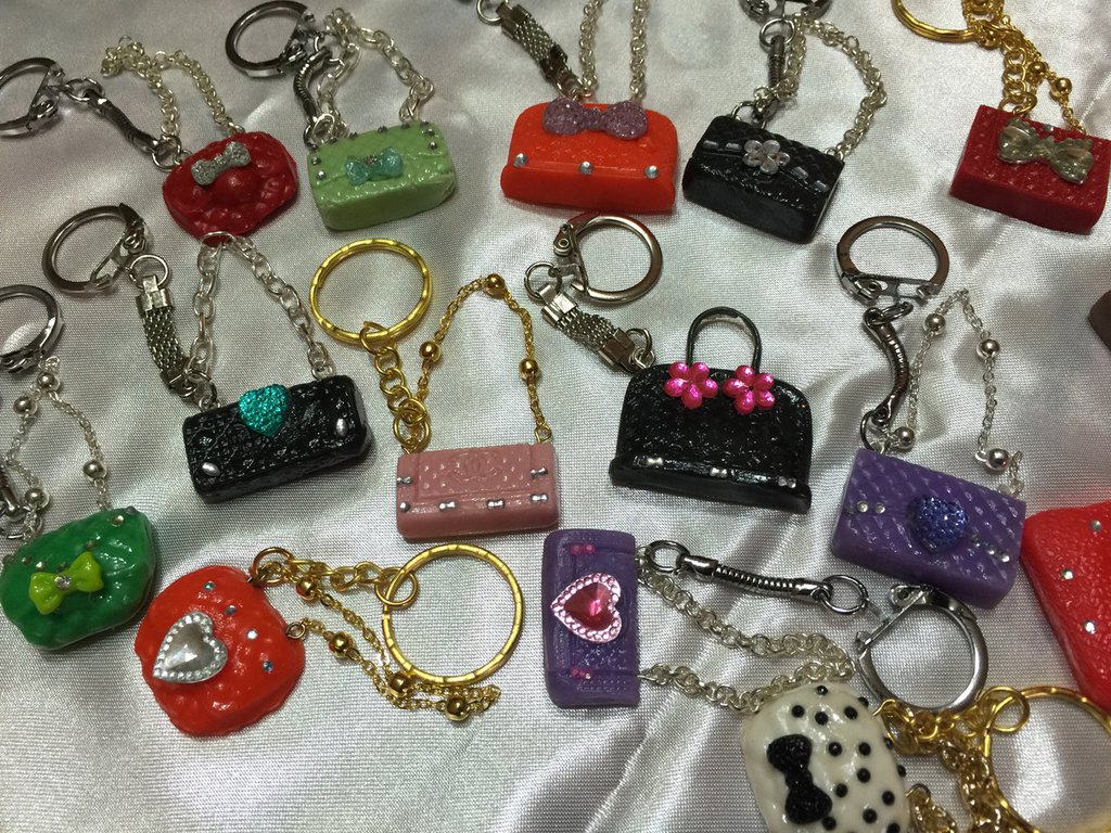 BONSNY Portachiavi con piccioni in acciaio inossidabile placcato argento Portachiavi con uccelli e pace Portachiavi per donne Ragazze Regali Borsa Borsa per auto Charms  36