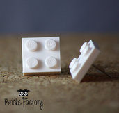 Orecchini LEGO originali a lobo bianchi piatti