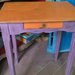 tavolo in legno massello decorato a mano