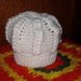 Cappello Bimba di lana lavorato a mano