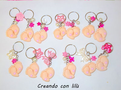 portachiavi ciondolo in fimo piedini PERSONALIZZABILE CON NOME portachiavi ciondolo in fimo piedini PERSONALIZZABILE CON NOME