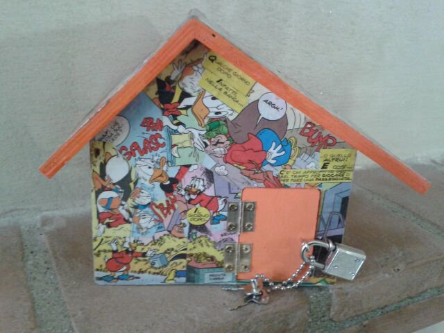 Mousehouse Salvadanaio Lama Rosa Con Copertina – Giocattolo Regalo Per Bambini – 7x12x19 Cm – Resina Dipinta A Mano