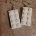 orecchini pendenti con mattoncini LEGO BIANCHI