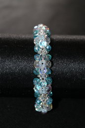 Braccialetto con cristalli tondi azzurri e color crystal