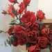 composizione gigante rose rosse fatte a mano