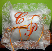 Cuscino fedi cuscinetto portafedi organza ricamo personalizzato iniziali sposi