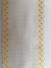 Bordino a Trama Aida Bianca h. 5 cm con cimosse quadrettini giallo