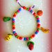 Bracciale in fimo handmade con frutta kawaii e perline in legno idee regalo donna 