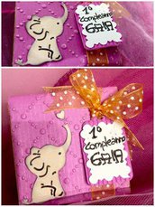 Bomboniera nascita/ battesimo/ compleanno con elefante,  fiocco e tag personalizzato