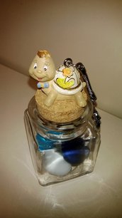 bomboniera segnaposto targaruga portachiavi su vasetto vetro con confetti bimbo