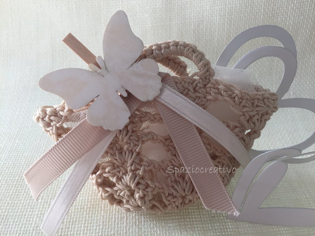 TOYMIS Farfalla Positiva All'Uncinetto, Mini Farfalla di Peluche Fatta a Mano All'Uncinetto con Biglietto di Auguri Ispiratore Graziosa Bambola Rosa Positiva per Donne Amiche Regalo Motivazionale
