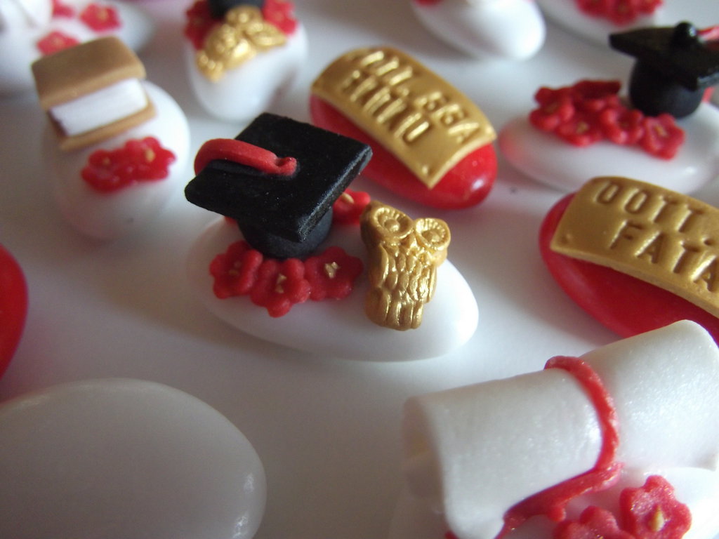 Confettata Laurea confetti decorati Feste Bomboniere di Dragé