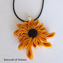 Ciondolo kanzashi "Girasole" su cordoncino cerato nero