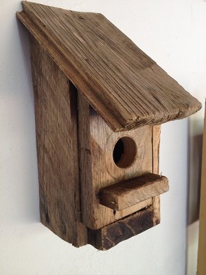 Homescapes Casetta Per Uccelli In Legno Massello – 20x14 Cm – Tetto In Rame – Per Giardino E Alberi – Già Assemblabile