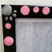 cornice nera 13x18 da tavolo o parete personalizzata con nome cucciolo in fimo rosa e zampine grigie