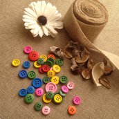 40 bottoni in legno colorati