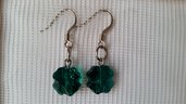 Orecchini pendenti con cristallo sw a forma di quadrifoglio (clover bead) color emerald