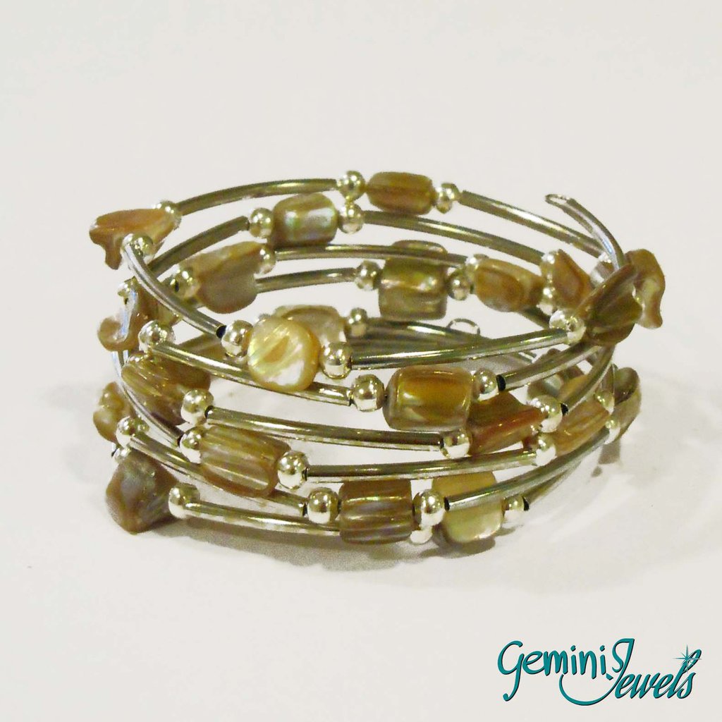Bracciale memoria alla apertura divina con pietra Madreperla - Alchemy Metals