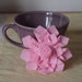 DALIA rosa.Grande fiore/SPILLA in FELTRO.Bomboniera,segnaposto.Hand made.Suggerimento per BATTESIMO/COMUNIONE/MATRIMONIO(disponibili altri colori)
