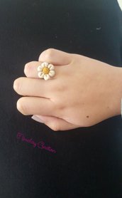 Anello con fiore in fimo