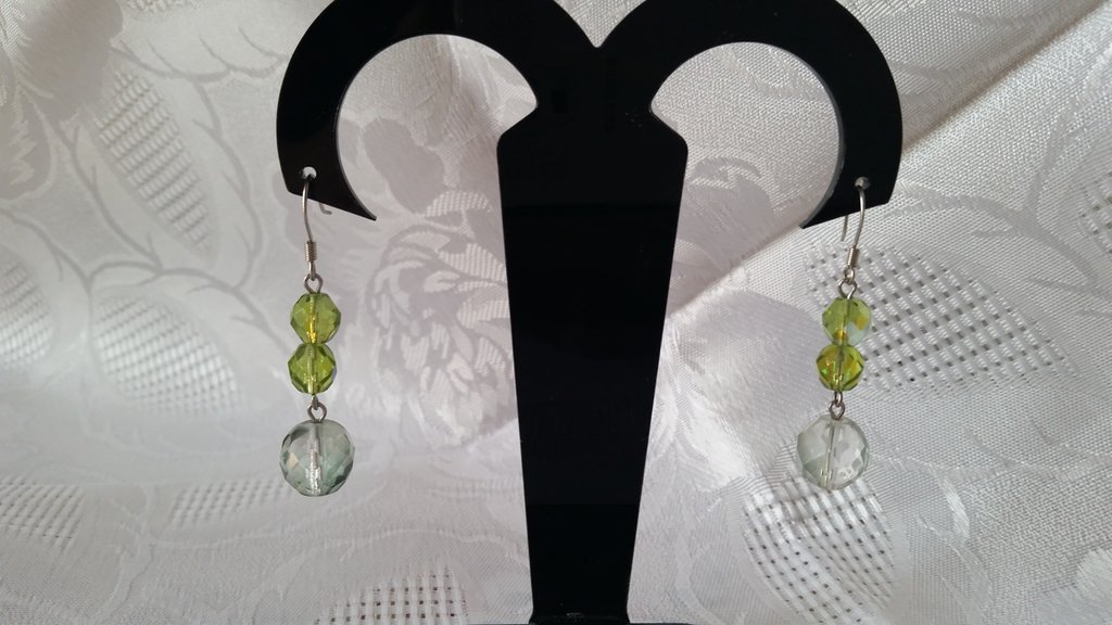 Orecchini Pendenti Verde Chiaro Con Cristalli Zircondia – Eleganza Philip Jones - 3
