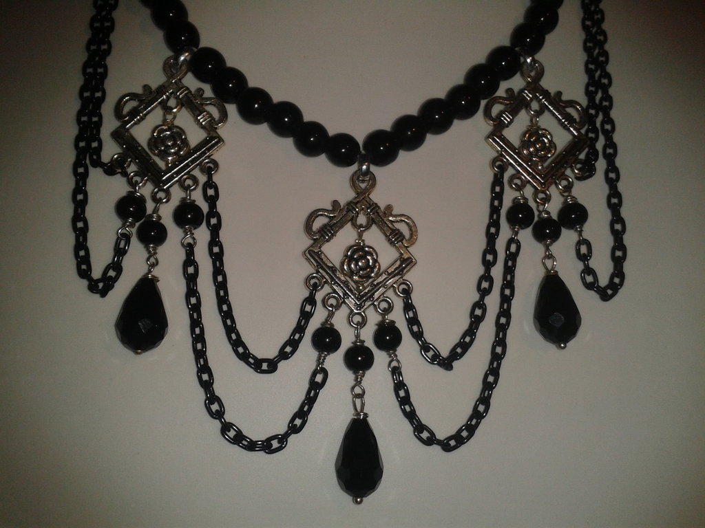 Collana Gotica main image 0