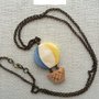 Collana lunga ottone mongolfiera giallo / azzurro / bianco 