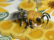Collana Honeybees