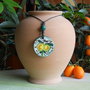 Collana con ciondolo in ceramica