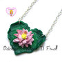 Collana foglia con fiore di loto - Miniature fimo kawaii cute romantica