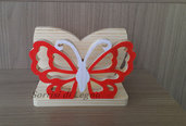 Portatovaglioli in legno naturale con soggetto farfalla traforata colore rosso