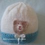 Cappello in lana con orsetto